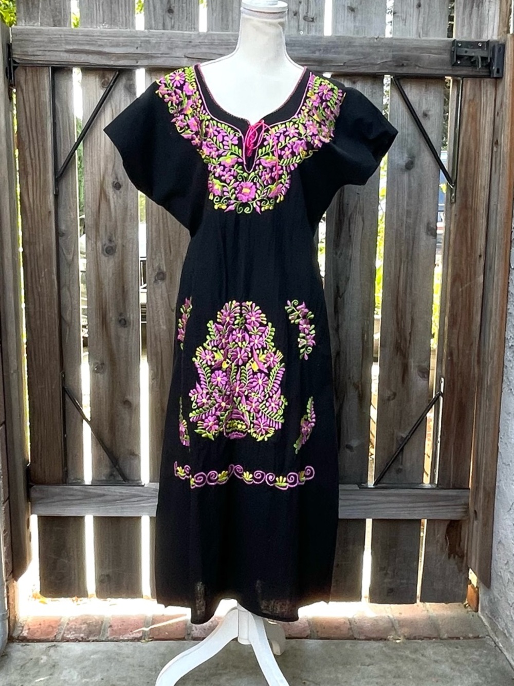 Mexican Embroidered Dress Midi Boho Tunic Short Sleeve ONE SIZE